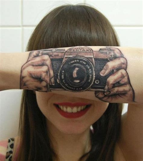 These Are Some Of Most Insane Optical Illusion Tattoos Weve Ever Seen
