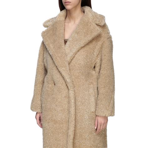 Women's manuela belted camel hair coat. Max Mara Outlet: Park teddy double-breasted fur coat | Fur ...