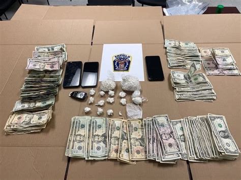 Stash Cash Intercepted By Enfield Cops Enfield Ct Patch