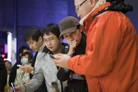 Disparity Of Cult Ad Cautelam - China Unicom: Just 5,000 iPhones Sold Since Debut | Cult of Mac