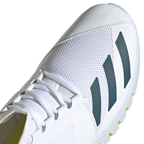 🔥 Adidas Howzat Spike 20 Cricket Shoes 2022 Next Day Delivery 🔥
