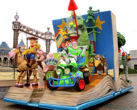 Jollydays Supported Holidays Disneyland Paris With John And Pat