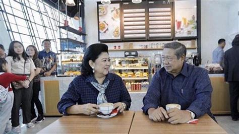 3.11)  m  nama bagus untuk perusahaan keren nama cv yang bagus. Cerita Ani Yudhoyono Soal Makna Nama Kristiani Herrawati ...