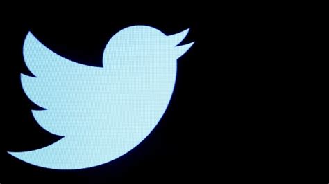 Twitter Vows To Crack Down On Nude Photos Tweeted Without Consent Cbc News