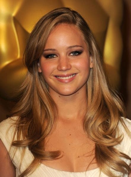 Today, again, it's at the peak of popularity with all shades of golden blonde hair 2021. 1000+ images about Hair Color: Gold & Honey Blonde on ...