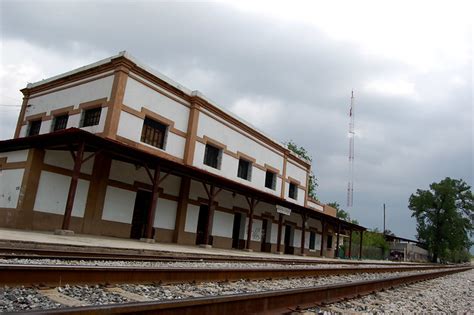 Antigua Estación Del Ferrocarril Cd Victoria Tamps Flickr Photo