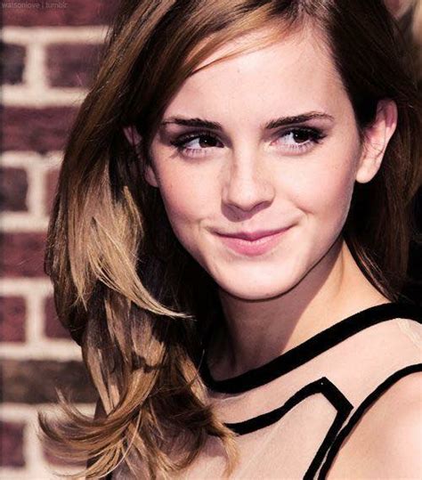 Emma Watson Awesome Profile Pics Whatsapp Images