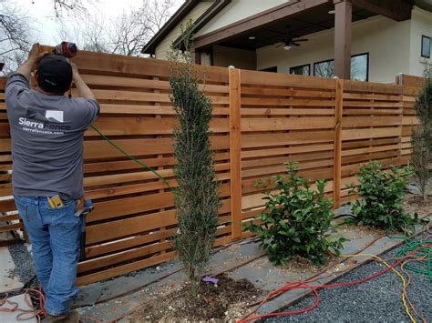 How To Build A Horizontal Cedar Fence Image To U