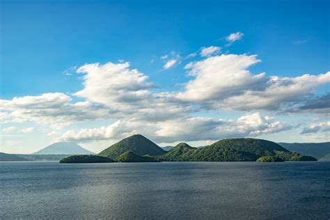 Lake Toya On An Early Summer Day Hokkaido Japan Lake Pictures