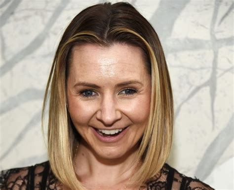 7th Heaven Star Beverley Mitchell Reflects On Miscarriage In Blog
