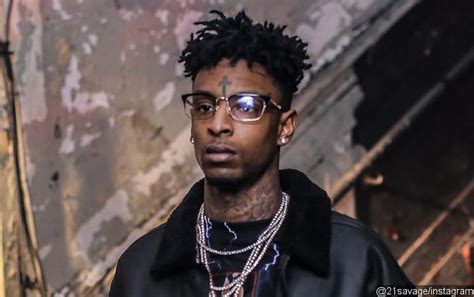 21 Savage All Smiles As He Flies Home After Released From Ice Custody