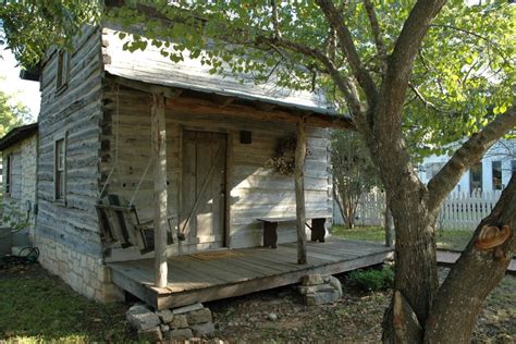 Reliable onsite services 22345 ih 35 n. B cabin in New Braunfels | TEXAS | Pinterest