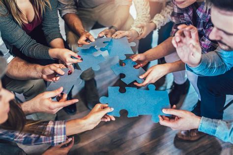 Workplace Team Building Why Its Important The Hr Team