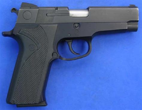 Smith And Wesson Model 410 40 Sandw Semi Auto Pistol For Sale At