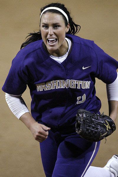 Danielle lawrie's age is 34. Danielle Lawrie | Sports women, Female athletes, Softball ...