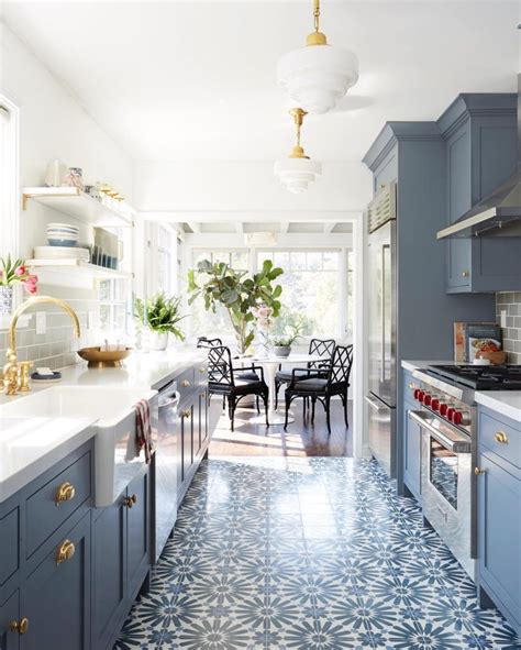 Best Benjamin Moore Blue Gray Color For Kitchen Cabinets Cintronbeveragegroup