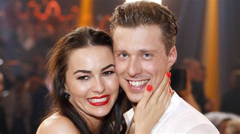 2,148 likes · 1,129 talking about this. Renata & Valentin Lusin: Ehe-Zoff nach den Nackt-Fotos ...