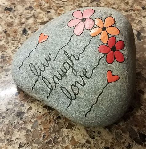 30 Lovely Cute Rock Painting Ideas For Decorate Your Home Searchomee