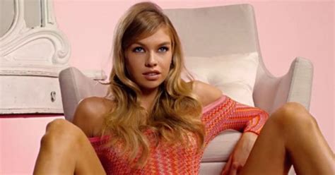 Stella Maxwell Flashes Private Parts To Remake That Knickerless Wolf Of