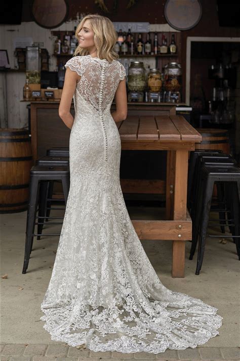 Wedding Dresses For Fall Best 10 Wedding Dresses For Fall Find The