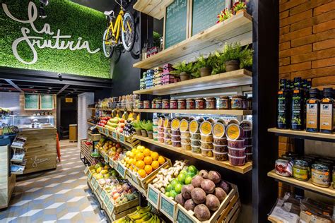 La Fruteria Boutique De Frutas Ipanema Organic Market Fresh Market Supermarket Design