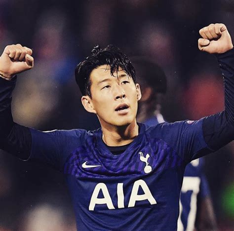 손흥민 선수가 번리 전의 멋진 원더 골로 2020 fifa 베스트 풋볼 어워즈 '푸스카스상'을 수상하였습니다. 이시각 연예스포츠 핫뉴스 손흥민 골·아이즈원 갤러리·김원효 ...