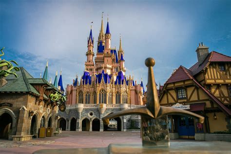 Ron Desantis Mask Order Leads Disney To Evaluate Regulations At Florida