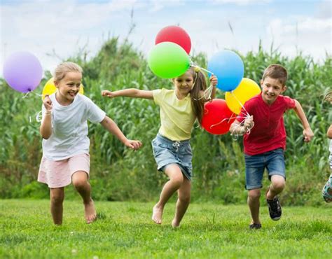 El juego es considerado puramente una actividad recreativa cuando no permitir que los niños transgredan las reglas de los juegos. Juegos para niños de 3 años