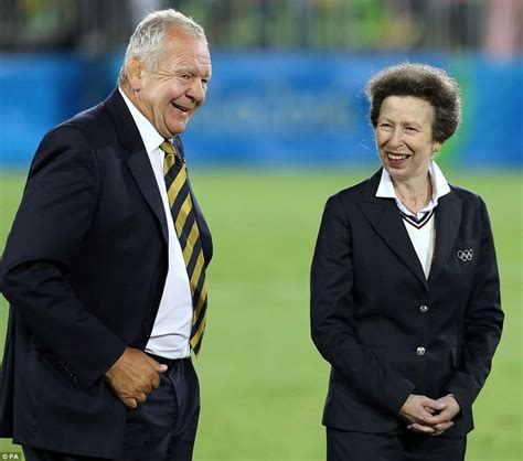 Fijian Rugby Gold Medallists Kneel Respectfully For Princess Anne Princess Anne World Rugby
