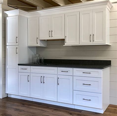 Simple Shaker Design Is Always A Popular Selection For Kitchen Remodels