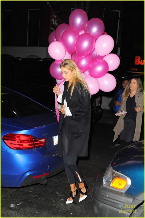 Full Sized Photo Of Gigi Hadid Celebrates Birthday In Nyc With Kendall Jenner Kendall