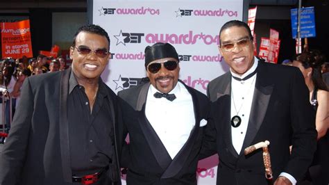 rudolph isley isley brothers co founder dead at 84