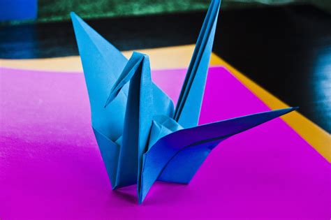 Como Hacer Una Grulla De Papel Papiroflexia Origami Origami Crafts