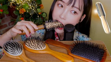 Asmr Edible Roll Hair Brush Eating Crunchyandcrispy 먹는 빗 먹방 食用ヘアブラシ 食用毛刷 Youtube