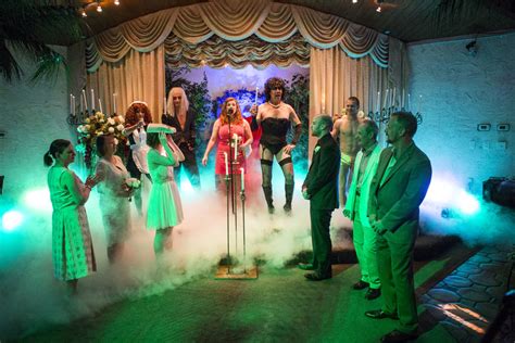 Las Vegas Chapel Does ‘rocky Horror ‘star Trek Elvis Weddings — Video Las Vegas Review Journal