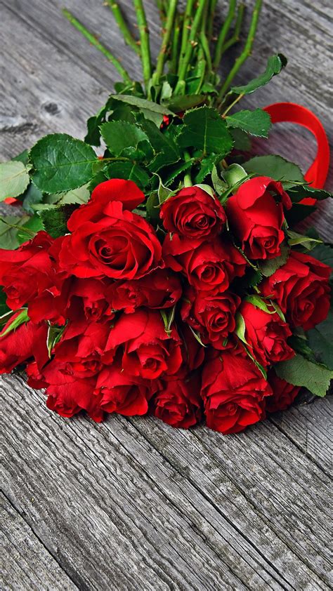 Download flower bouquet images and photos. Romantic, red roses, flowers Wallpaper | Red flower ...