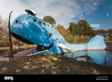 Usa Oklahoma Catoosa The Blue Whale Route 66 Roadside Attraction