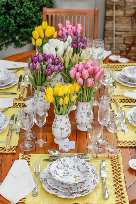 Fresh Spring Centerpiece Ideas To Give Your Table A Charming Look The