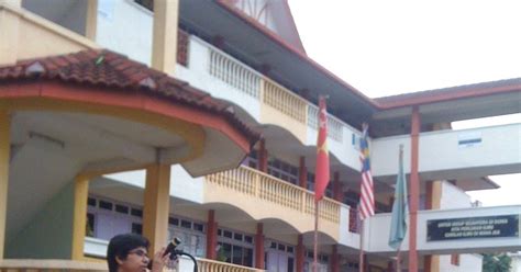 Noorhayati guru penasihat kelab kerjaya smk bsd 1 cikgu nur hafiza SPBT SMK Bandar Sri Damansara 1: Watikah Lantikan Pengawas ...