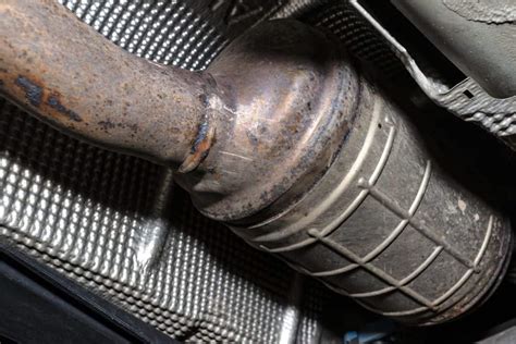 why do catalytic converters go bad [12 reasons explained]
