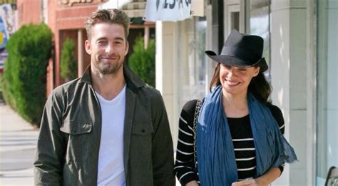 Camille De Pazzis Dated Last Resort Co Star Scott Speedman