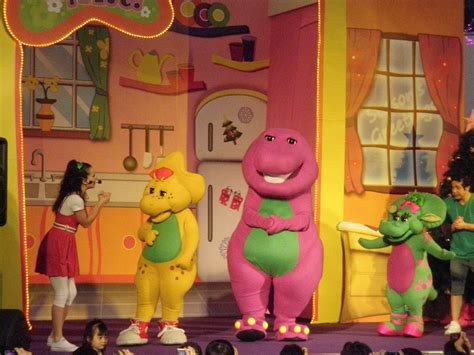 Clarence & Vincy's little diary: Barney Show
