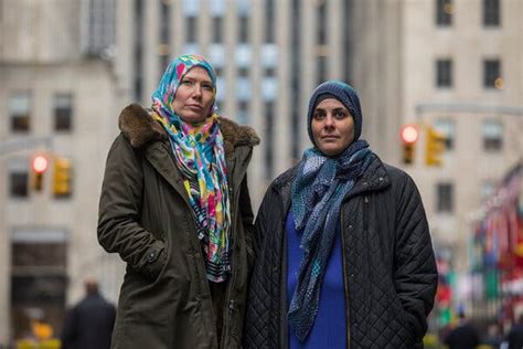 n y p d will no longer force women to remove hijabs for mug shots the new york times