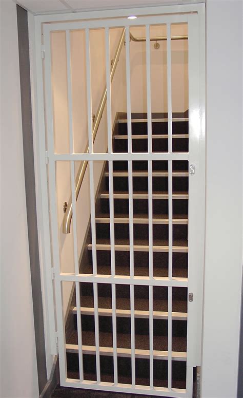 You are here because you need advice on which is the best. Interior Security Door Bars | Security door, Door bar ...