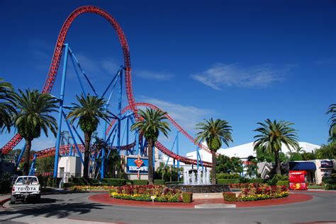 Get complete information including history, pictures, best time to visit, recommended hours, address perched right next to the village roadshow studios, the wonderland of warner bros. Warner Bros. Movie World - Superman Escape