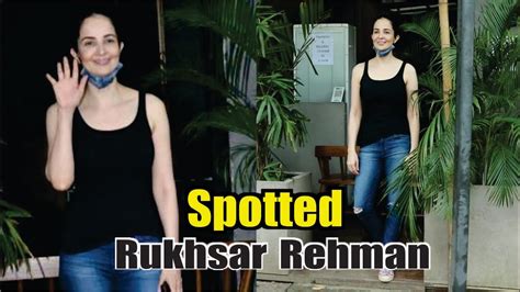 Bollywood Actress Rukhsar Rehman Spotted At Kitchen Garden Juhu