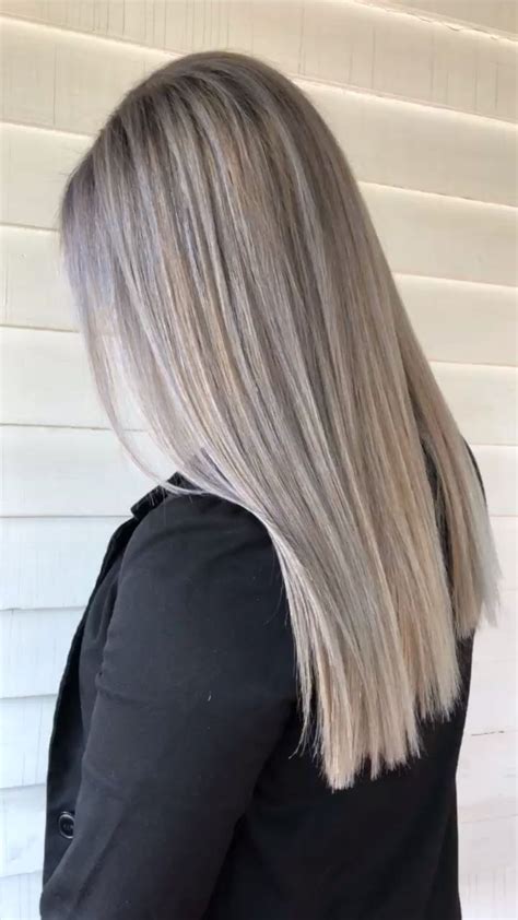 It's no secret that going blonde is no easy feat. BEIGE ASH BALAYAGE ON ASIAN HAIR in 2020 | Ash blonde ...