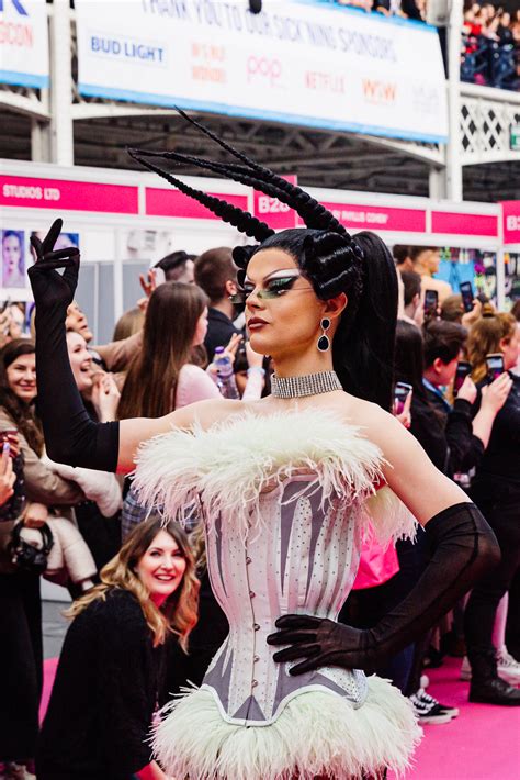 Check Out All The Looks And Serves From Rupauls Dragcon Uk Pics