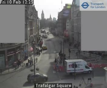 Webcam London Traffic Trafalgar Square
