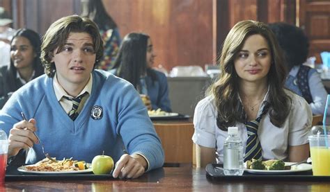 A pretty, teenage girl, who has never been kissed, finds her life turned totally upside down when she decides to run a kissing booth and unexpectedly ends up. The Kissing Booth 2